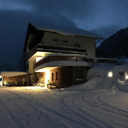 Alpengasthof Grobbauer Han/Misafirhane Rottenmann